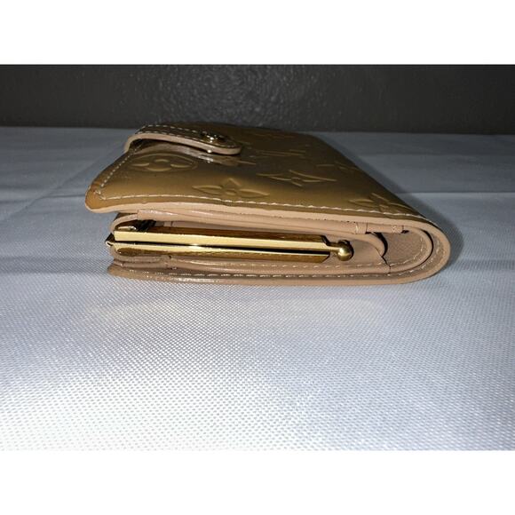 Louis Vuitton Glossy Beige Vernis Porte Monnaie Billets Viennois Kisslock Wallet - Picture 6 of 16